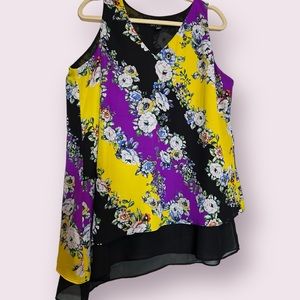 🌟Sleeveless floral blouse🌺